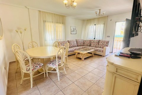 Huvila myytävänä Villamartin, Alicante, Espanja, 3 makuuhuonetta, 239 m2 No. 131918 - kuva 9