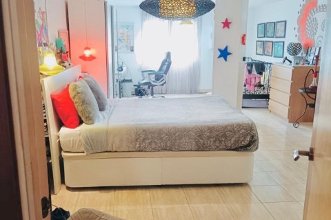 Kaupunkipientalo myytävänä Torrevieja, Alicante, Espanja, 3 makuuhuonetta, 257 m2 No. 131920 - kuva 20