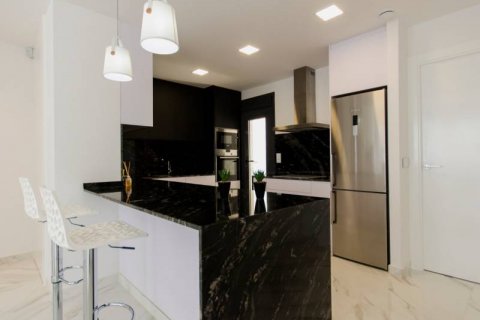 Продажа виллы в Аликанте, Испания 4 спальни, 239м2 №123643 - фото 5