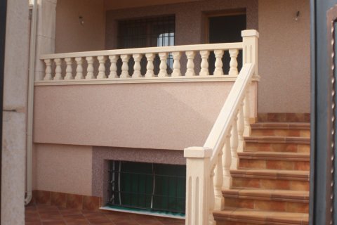 Dzīvoklis pārdošanā Torrevieja, Alicante, Spānijā 2 istabas, 225 m2 Nr. 123640 - attēls 22