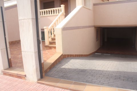 Dzīvoklis pārdošanā Torrevieja, Alicante, Spānijā 2 istabas, 225 m2 Nr. 123640 - attēls 30
