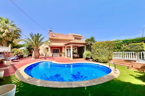 Villa for sale Torrevieja, Alicante, Spain 3 bedrooms, 253 sq.m. No. 127165 - photo 2