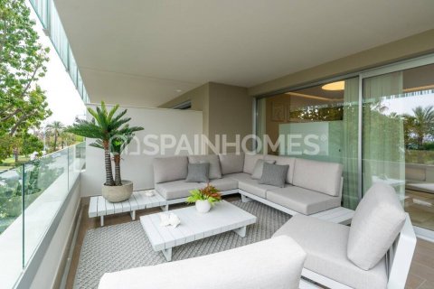 Продажа квартиры в Марбелья, Малага, Испания 2 спальни, 96м2 №121767 - фото 29