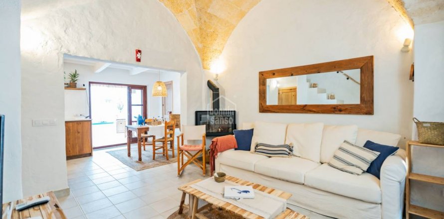 Villetta a schiera Ciutadella De Menorca, Menorca, Spagna 4 camere da letto, 127 mq. N° 130857