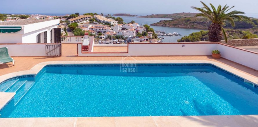 Villa Port d'Addaya, Menorca, Spain 4 bedrooms, 232 sq.m. No. 130854