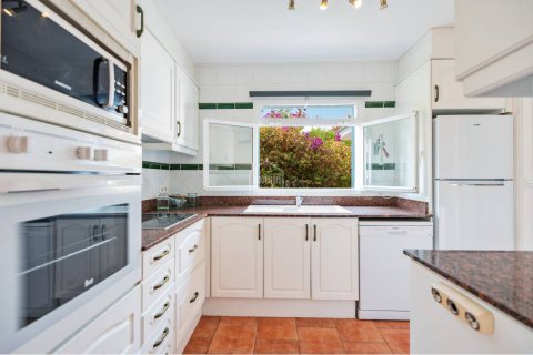 Villa for sale Port d'Addaya, Menorca, Spain 4 bedrooms, 232 sq.m. No. 130854 - photo 6
