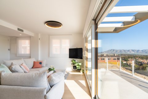 Продажа квартиры в Ла Нусия, Аликанте, Испания 4 спальни, 168м2 №123242 - фото 25