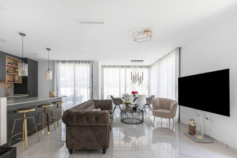 Huvila myytävänä Torrevieja, Alicante, Espanja, 3 makuuhuonetta, 95 m2 No. 125961 - kuva 6