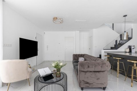 Huvila myytävänä Torrevieja, Alicante, Espanja, 3 makuuhuonetta, 95 m2 No. 125961 - kuva 21
