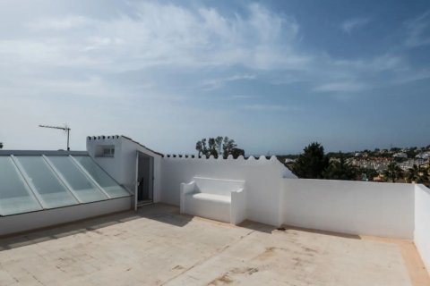 Townhouse for sale Badajoz, Spain 4 bedrooms, 180 sq.m. No. 127450 - photo 19