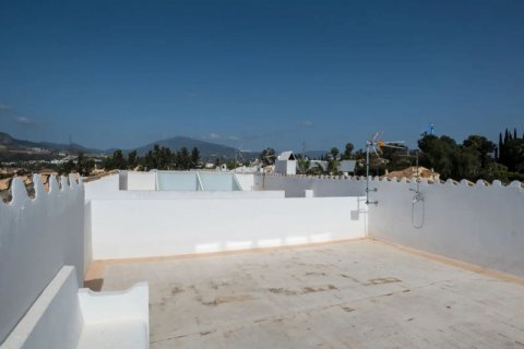 Townhouse for sale Badajoz, Spain 4 bedrooms, 180 sq.m. No. 127450 - photo 18