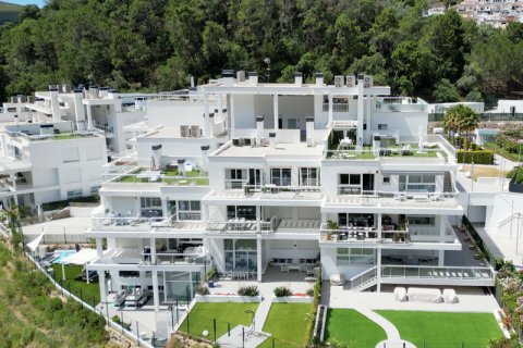 Duplex for sale Benahavis, Malaga, Spain 3 bedrooms, 135 sq.m. No. 127445 - photo 14