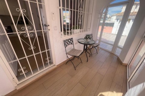Huvila myytävänä Alicante, Espanja, 5 makuuhuonetta, 120 m2 No. 131837 - kuva 5