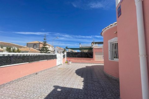 Huvila myytävänä Alicante, Espanja, 5 makuuhuonetta, 120 m2 No. 131837 - kuva 12
