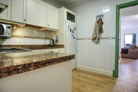 Townhouse for sale Alicante, Spain 3 bedrooms, 150 sq.m. No. 131840 - photo 9