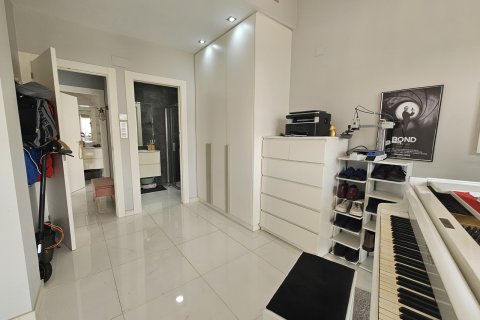 Villa for sale Alicante, Spain 5 bedrooms, 241 sq.m. No. 131836 - photo 15