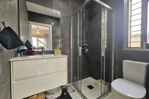 Villa for sale Alicante, Spain 5 bedrooms, 241 sq.m. No. 131836 - photo 19