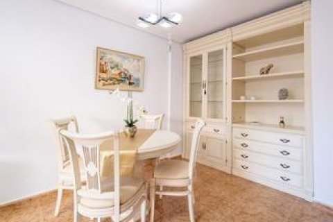 Appartamento in vendita Torrevieja, Alicante, Spagna 4 camere da letto, 112 mq. N° 124943 - foto 2
