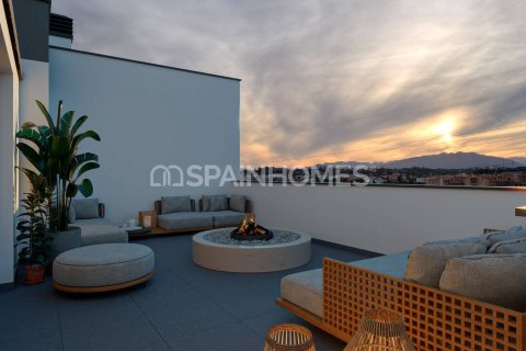 Продажа квартиры в Фуэнхирола, Малага, Испания 1 спальня, 48м2 №120994 - фото 4