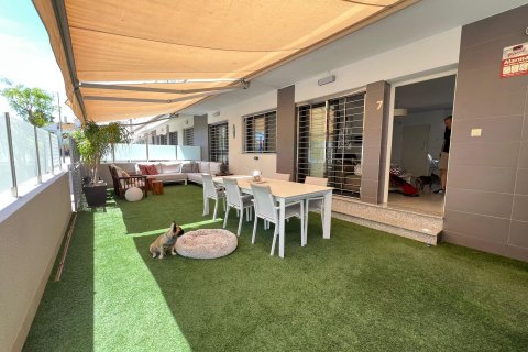 Bungalow for sale Pilar de la Horadada, Alicante, Spain 70 sq.m. No. 127289 - photo 2