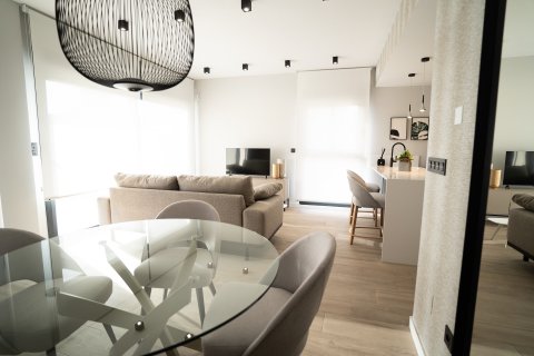 Huoneisto myytävänä Pilar de la Horadada, Alicante, Espanja, 3 makuuhuonetta, 83 m2 No. 127711 - kuva 3