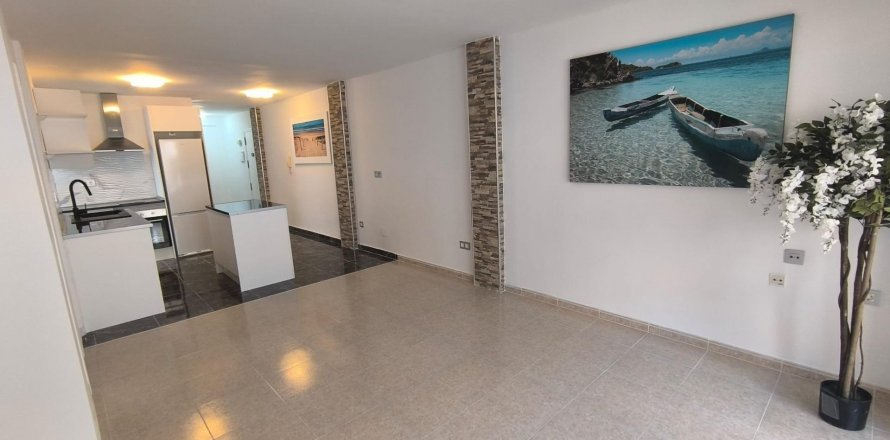 Apartment Torrevieja, Alicante, Spain 3 bedrooms, 118 sq.m. No. 127192