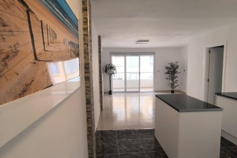 Apartment for sale Torrevieja, Alicante, Spain 3 bedrooms, 118 sq.m. No. 127192 - photo 16