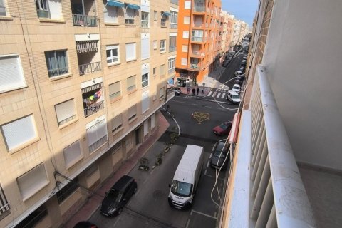 Apartment for sale Torrevieja, Alicante, Spain 3 bedrooms, 118 sq.m. No. 127192 - photo 19