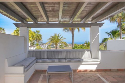 Kaupunkipientalo myytävänä Benahavis, Malaga, Espanja, 3 makuuhuonetta, 180 m2 No. 127455 - kuva 30
