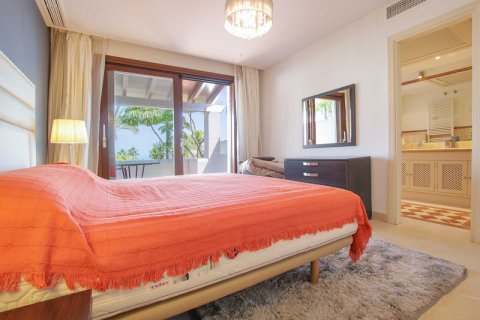 Kaupunkipientalo myytävänä Benahavis, Malaga, Espanja, 3 makuuhuonetta, 180 m2 No. 127455 - kuva 21