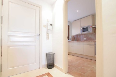 Kaupunkipientalo myytävänä Benahavis, Malaga, Espanja, 3 makuuhuonetta, 180 m2 No. 127455 - kuva 13