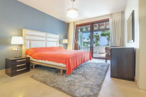 Kaupunkipientalo myytävänä Benahavis, Malaga, Espanja, 3 makuuhuonetta, 180 m2 No. 127455 - kuva 20