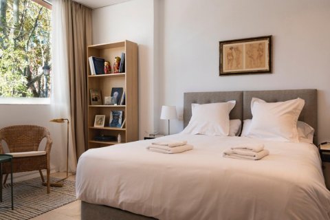 Apartment for rent Madrid, Spain 2 bedrooms, 90 sq.m. No. 129013 - photo 9