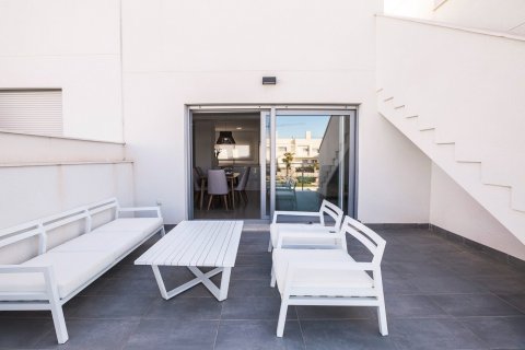 Bungalow till salu Vistabella, Alicante, Spanien 2 sovrum, 81 kvm. Nr. 131385 - foto 25
