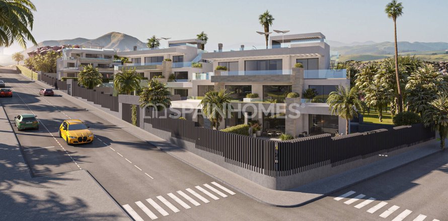 Penthouse in Estepona, Malaga, Spain 3 bedrooms, 87 sq.m. No. 131254