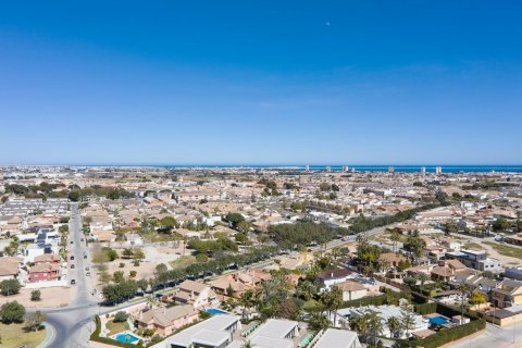 Villa till salu San Javier, Murcia, Spanien 3 sovrum, 217 kvm. Nr. 131386 - foto 25