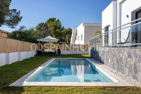 Villa for sale in Altea, Alicante, Spain 4 bedrooms, 226 sq.m. No. 131255 - photo 4