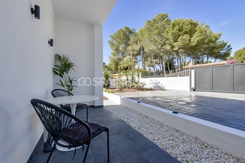 Villa for sale in Altea, Alicante, Spain 4 bedrooms, 226 sq.m. No. 131255 - photo 25