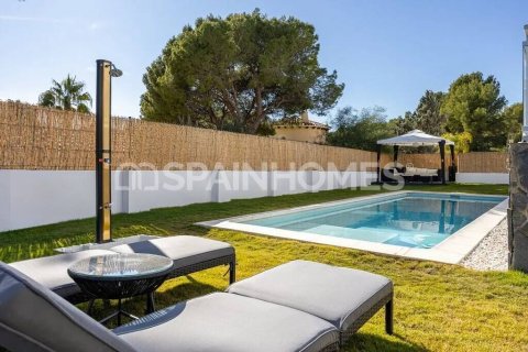 Villa in vendita Altea, Alicante, Spagna 4 camere da letto, 175 mq. N° 131255 - foto 4