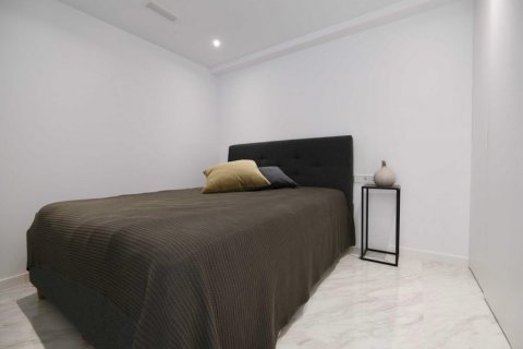 Apartamento en venta Portals Nous, Mallorca, España 2 dormitorios, 70 m2 No. 47385 - foto 6