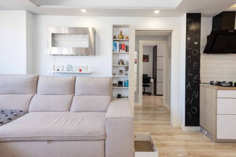 Apartment for sale Malaga, Spain 2 bedrooms, 81 sq.m. No. 121935 - photo 10