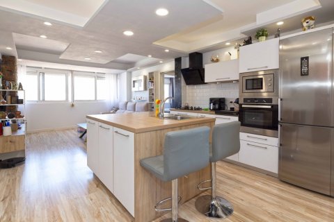 Apartment for sale Malaga, Spain 2 bedrooms, 81 sq.m. No. 121935 - photo 1
