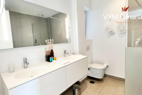 Продажа квартиры в Адехе, Тенерифе, Испания 1 спальня, 65м2 №122324 - фото 11