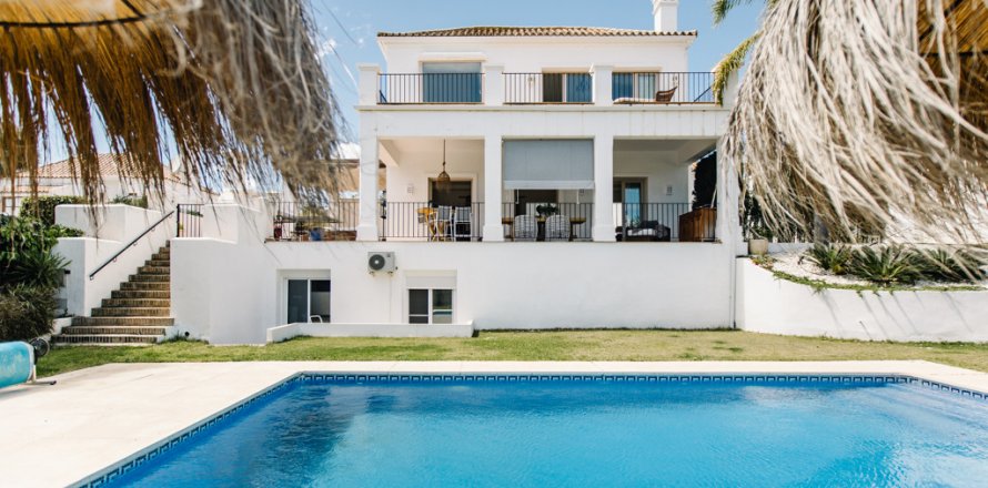 Villa Malaga, Spagna 5 camere da letto, 407 mq. N° 124730