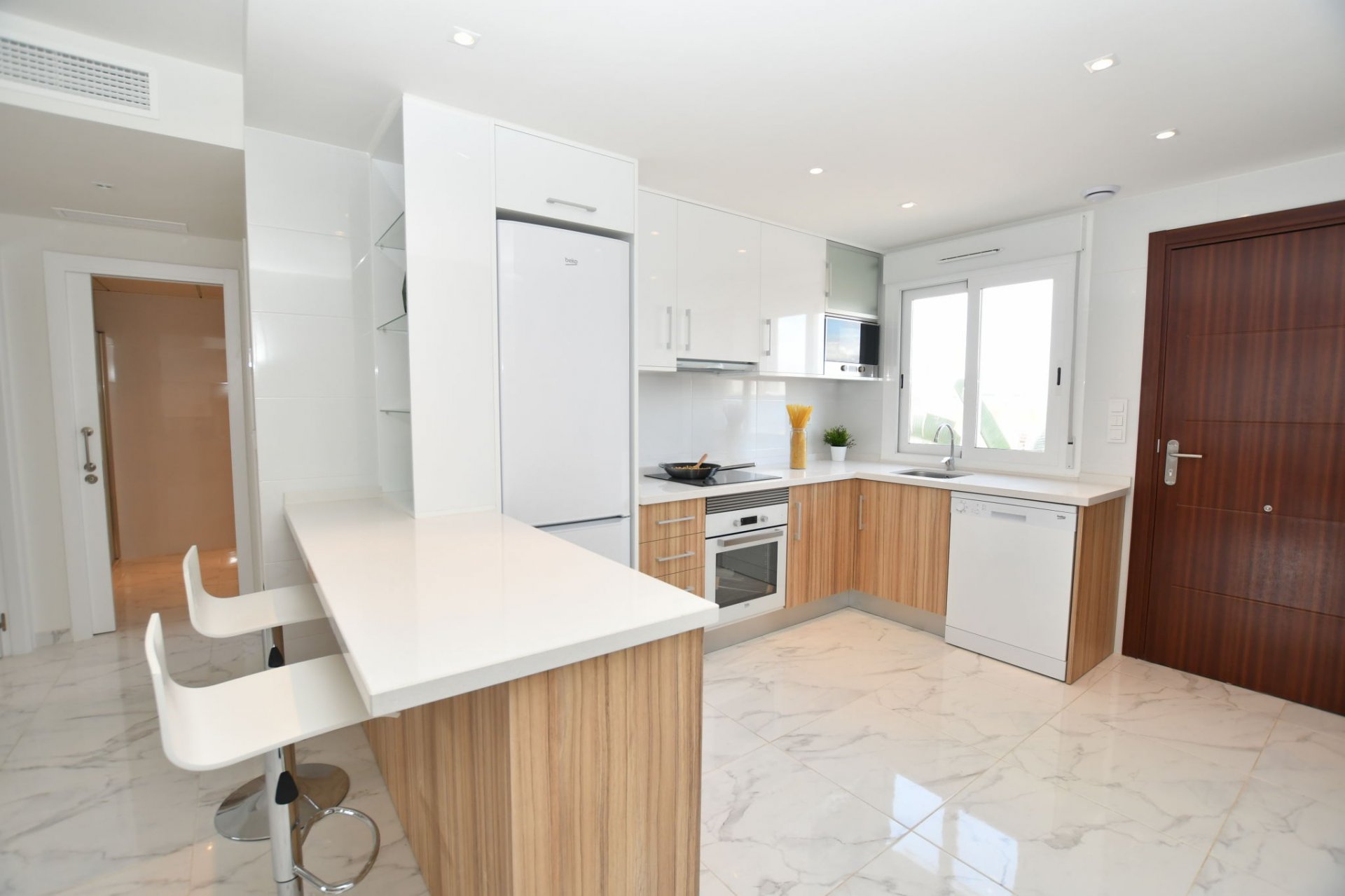 Dzīvoklis San Miguel de Salinas, Alicante, Spānijā 2 istabas, 73 m2 Nr. 130779