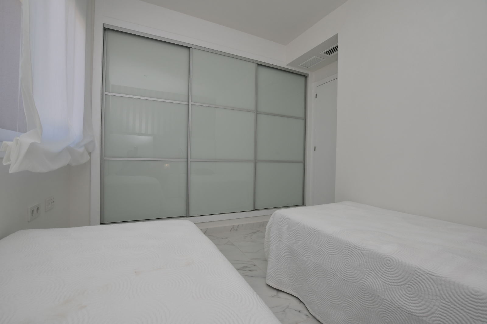Dzīvoklis San Miguel de Salinas, Alicante, Spānijā 2 istabas, 73 m2 Nr. 130779