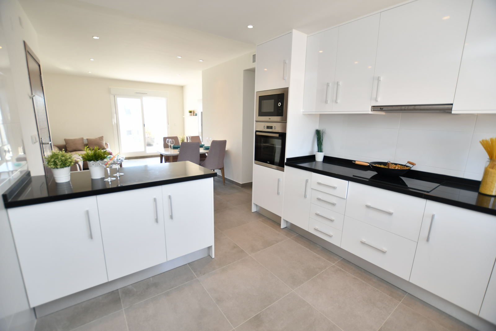 Dzīvoklis San Miguel de Salinas, Alicante, Spānijā 2 istabas, 73 m2 Nr. 130779