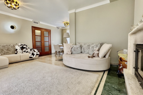 House for sale Mijas Costa, Malaga, Spain 3 bedrooms, 217 sq.m. No. 130725 - photo 2