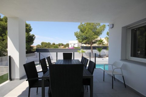 Willa La Nucia, Alicante, Hiszpania 5 sypialni, 510 mkw. nr 125515 – zdjęcie 11