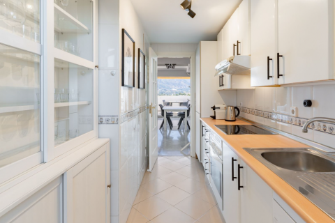 Duplex for sale Nueva Andalucia, Malaga, Spain 2 bedrooms, 97 sq.m. No. 127540 - photo 17